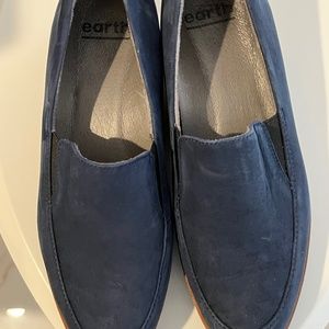 Navy suede wedge shoes